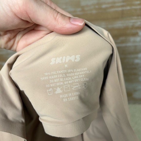 Skims Naked Wireless Plunge Longline Bra Lounge Soft Womens M - Picture 4 of 4